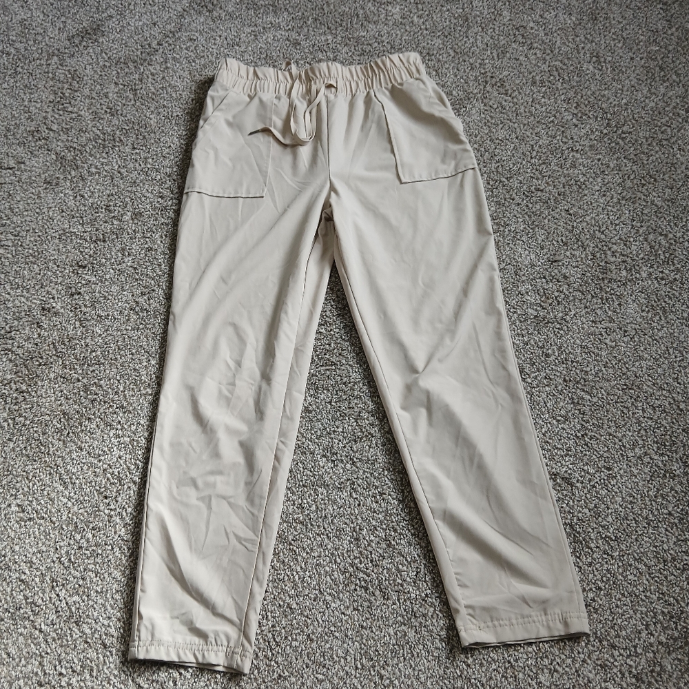 Apana Women's Tan Joggers‎